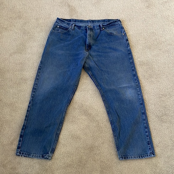Vintage Relaxed Fit Wrangler Jeans - Picture 3 of 8